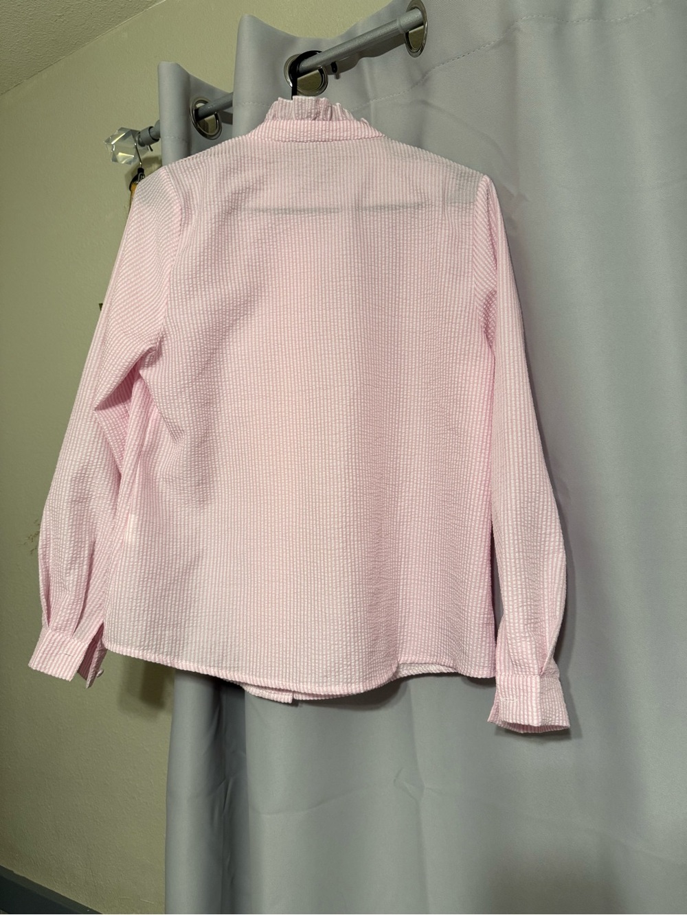 Women's Pink Seersucker Ruffle-Trim Button Up Top - Picture 3 of 5